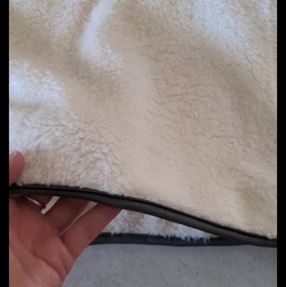 Last one! CREAM Soft Fleece Pullover Sweater Top Funnel Neck - NEW! - Picture 3 of 5